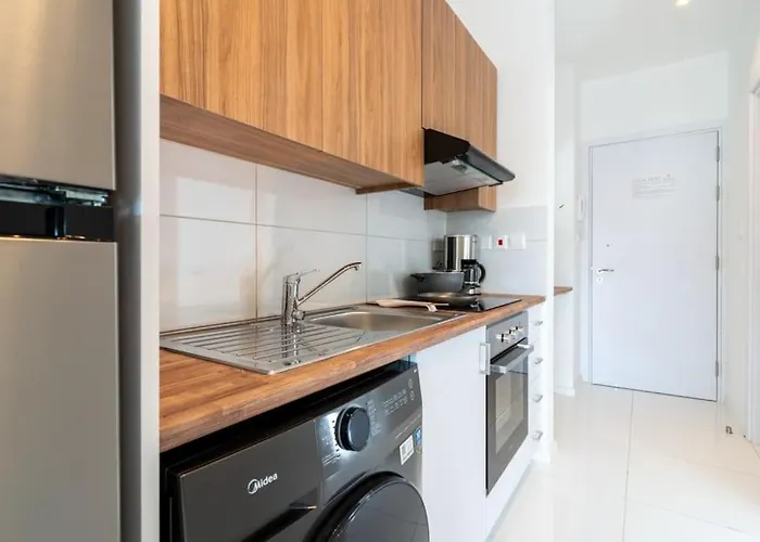 Moon Light 1-bedroom In ラルナカ