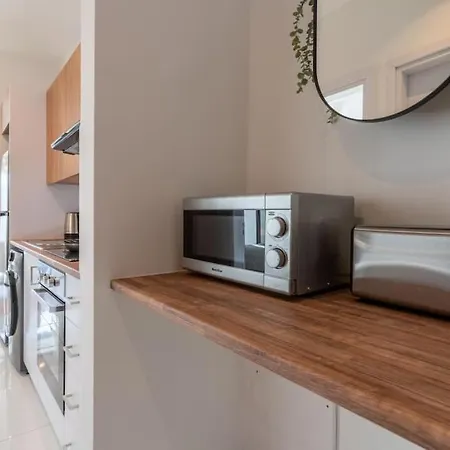 Moon Light 1-bedroom In